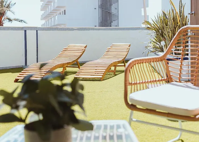 Con Gran Terraza Junto A La Playa Apartment *